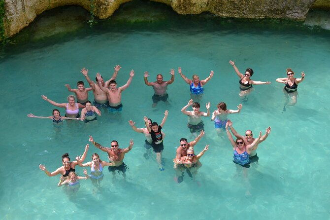 bavaro-extreme-zipline-splash-waterfall-pool-combo-experience