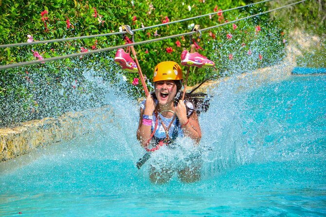 bavaro-extreme-zipline-splash-waterfall-pool-combo-experience