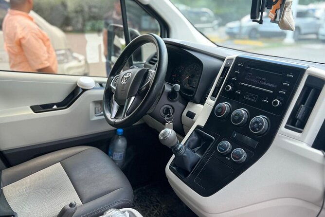 bavaro-private-transfer-airport-bavaro-puj-to-hotel