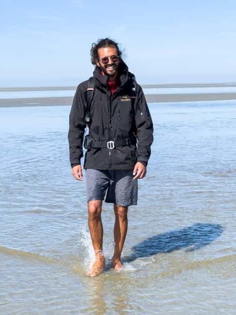 Bay of Mont Saint-Michel : Quicksands + See The Tide Coming - A Closer Look at the Experience