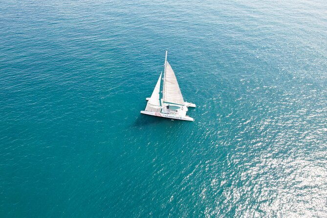 bay-trip-in-calpe-or-altea-with-a-sailing-catamaran