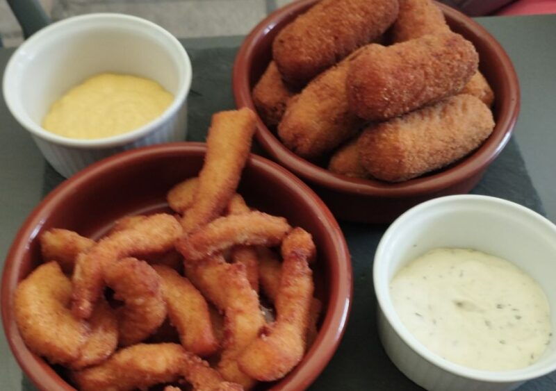 bayonne-guided-food-walking-tour-with-food-and-drinks