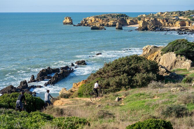 beach-and-cliffs-mtb-tour