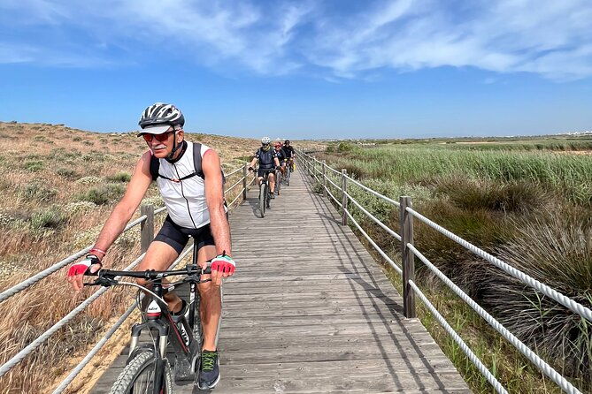 beach-and-cliffs-mtb-tour