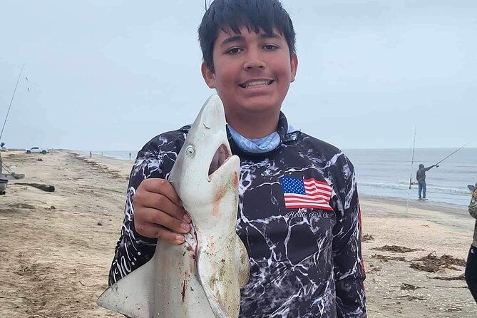beach-fishing-activity-in-creole