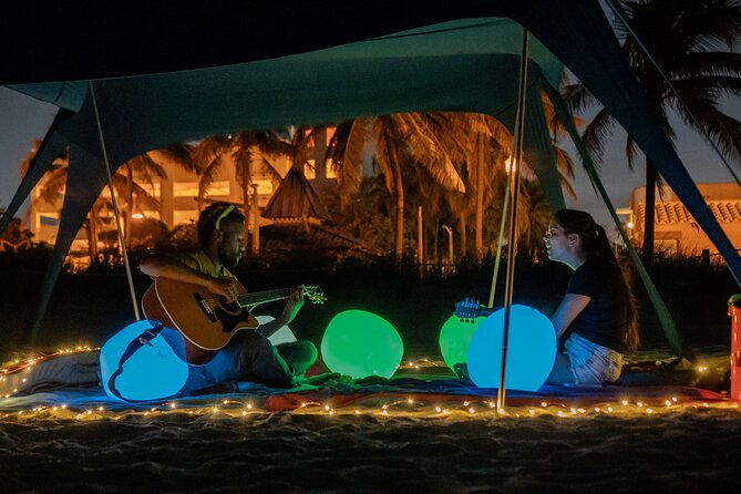 beach-guitar-group