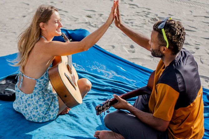 beach-guitar-group