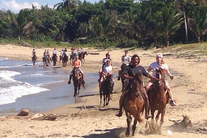 beach-horseback-riding-in-puerto-plata