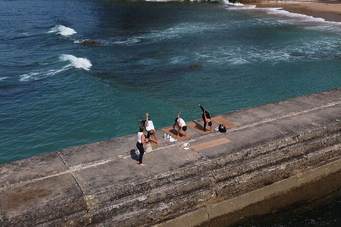 beach-yoga-emotion-sitges-barcelona