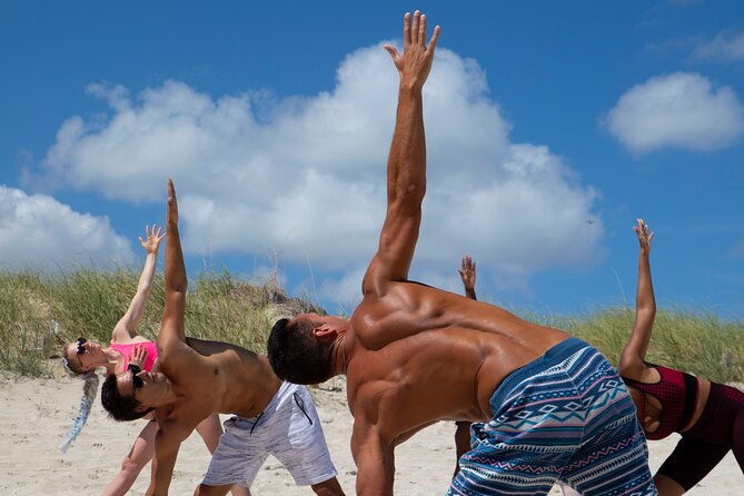 beach-yoga-experience-in-miami-beach