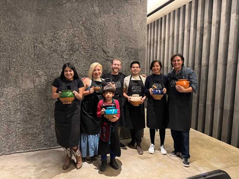 Bean to Beverage: Roast and grind cacao into chocolate - Atmosphere and Host
