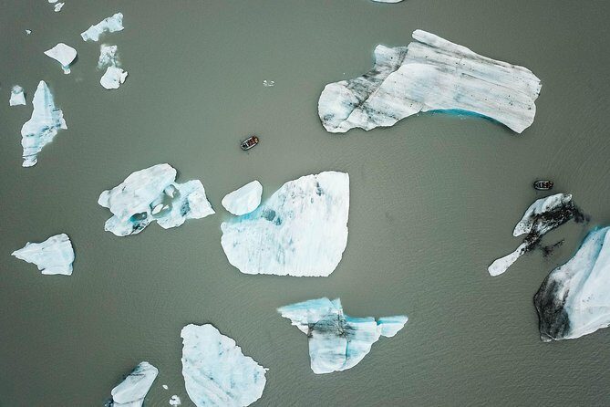 Bears, Trains & Icebergs Tour - The Iceberg Float at Spencer Glacier