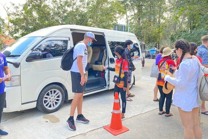Beat the Rush Early Bird 7 Island & Railay Longtail Boat Tour - Why Choose the Beat the Rush 7 Island & Railay Tour?