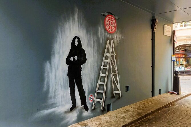 beatlesn-more-rockn-roll-private-taxi-tour-2