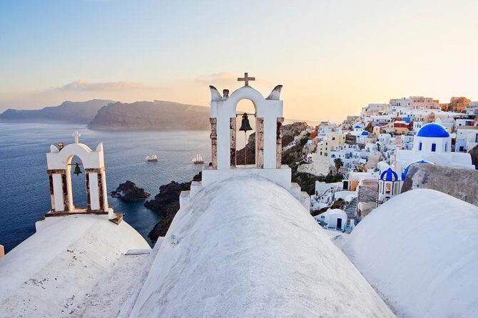 Beautiful Day Catamaran Caldera Cruise incl. Meal & Drinks - Key Points
