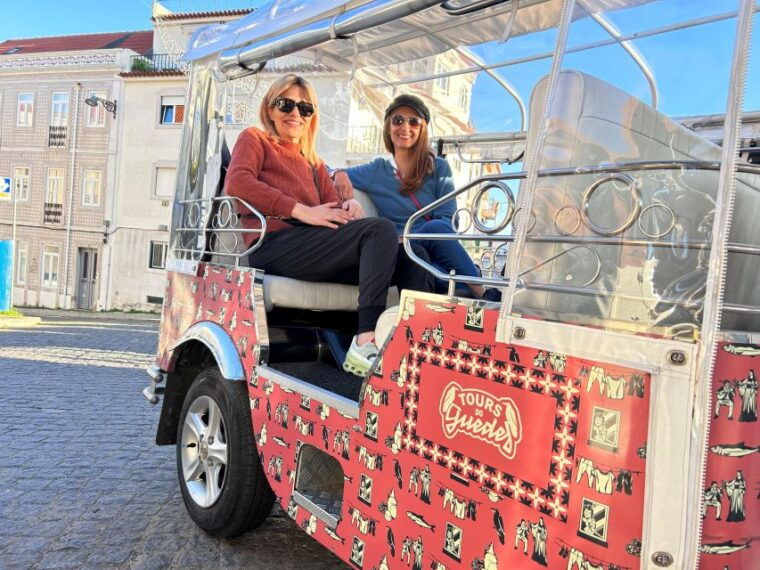 beautiful-tuk-tuk-tour-around-the-most-historical-sites