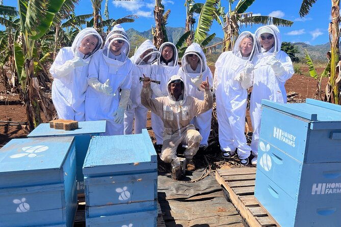 bee-farm-ecotour-and-honey-tasting-in-waialua-north-shore-oahu