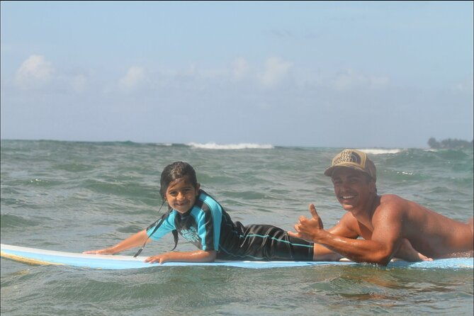 beginner-surf-lesson-at-north-shore-haleiwa-oahu