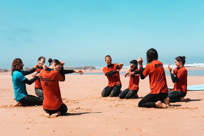beginner-surf-lesson-at-the-beautiful-algarvian-west-coast