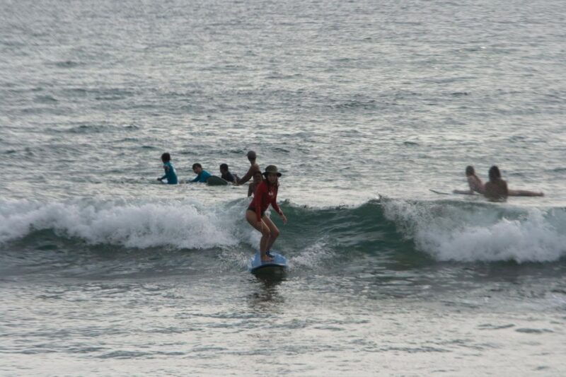 beginner-surf-lessons-in-canggu