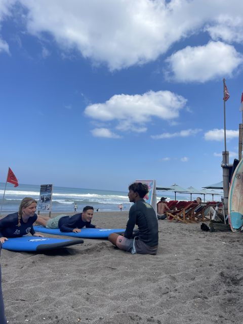 beginner-surf-lessons-in-canggu