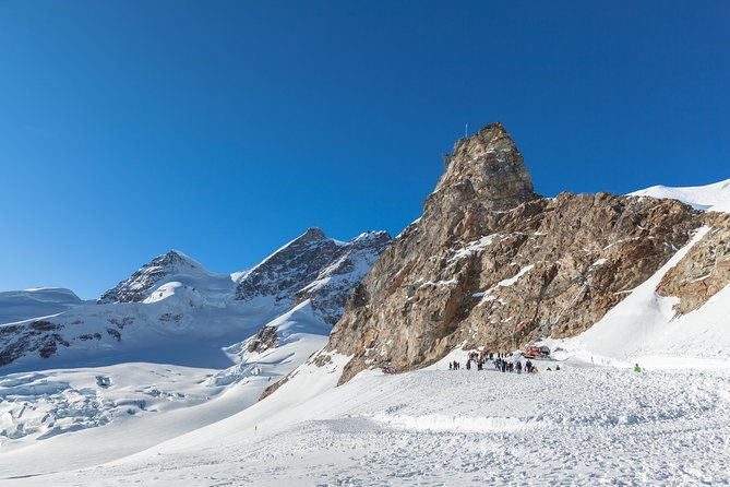 beginners-ski-day-trip-to-jungfrau-ski-region-from-zurich
