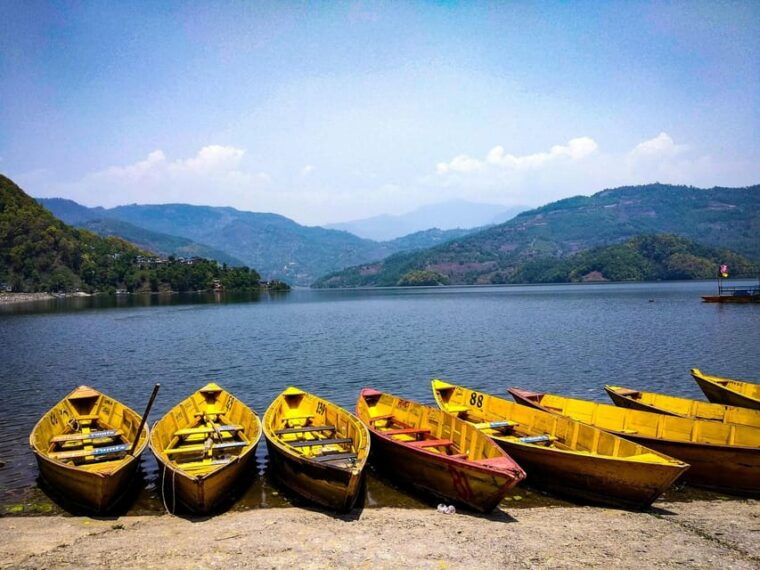 begnas-lake-thulakot-day-hike-tour-from-pokhara