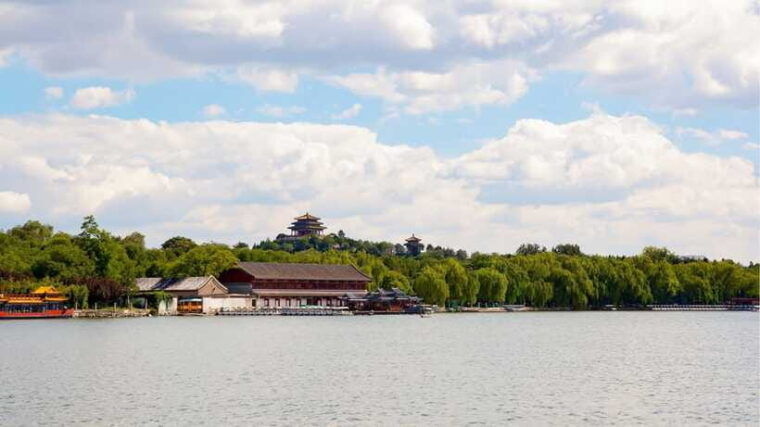 beijing-beihai-park-full-access-ticket-must-see-in-china