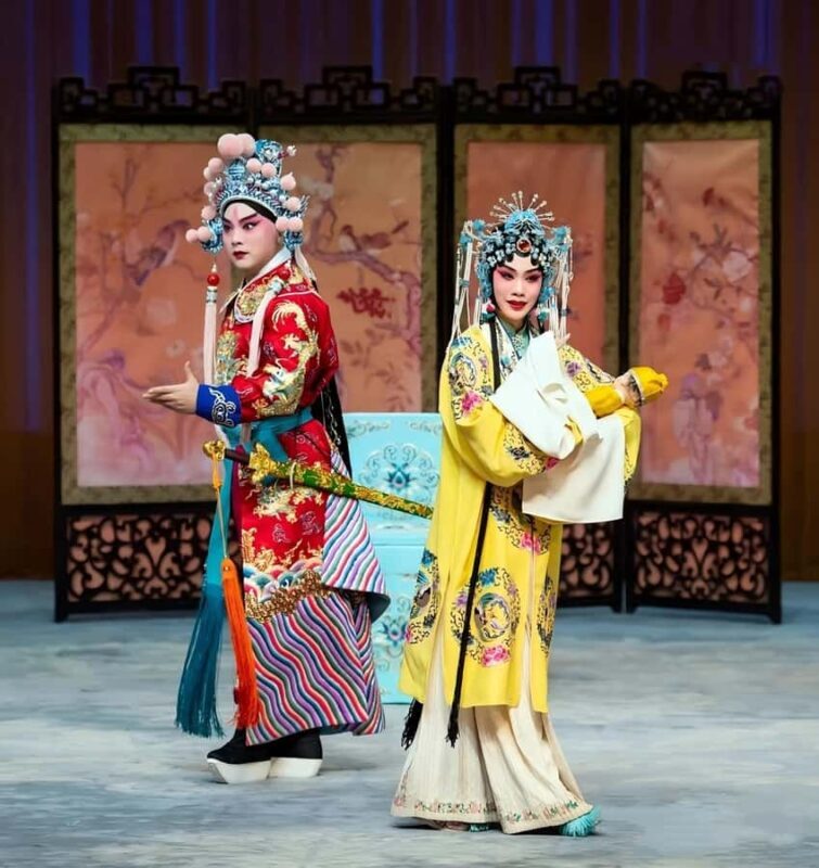 Beijing: Forbidden City, Handwriting, and Opera Day Tour. - An Optional Cultural Deep Dive: Craft Workshop or Peking Opera