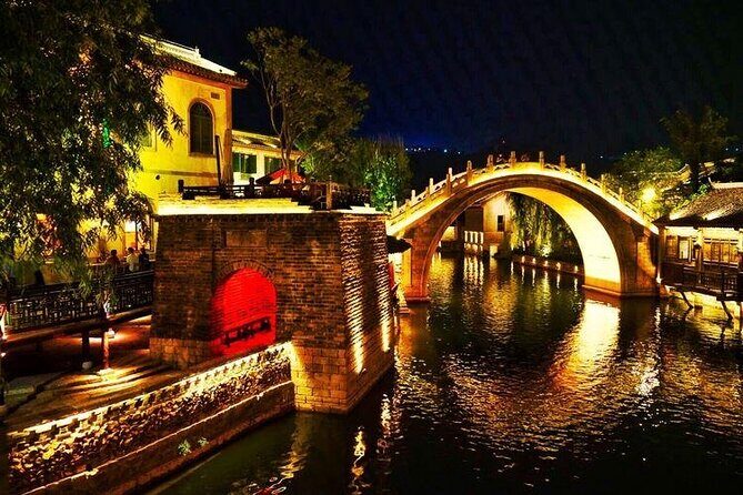 Beijing Hutong Night Tour with Yunnan Style Dinner and Boat Ride - A Closer Look at the Tour Itinerary