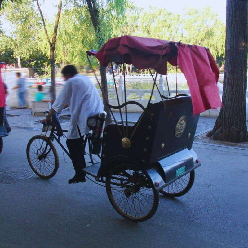 beijing-hutong-private-tour-rickshaw-ride-english-guide