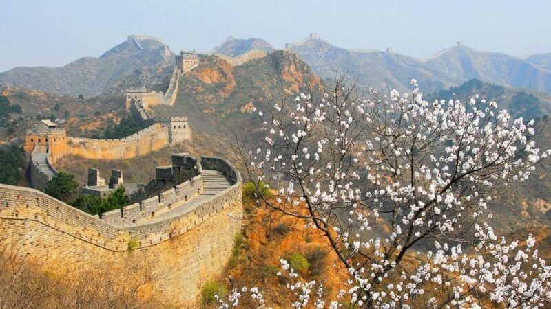 beijing-jinshanling-simatai-wall-and-gubei-water-town-tour