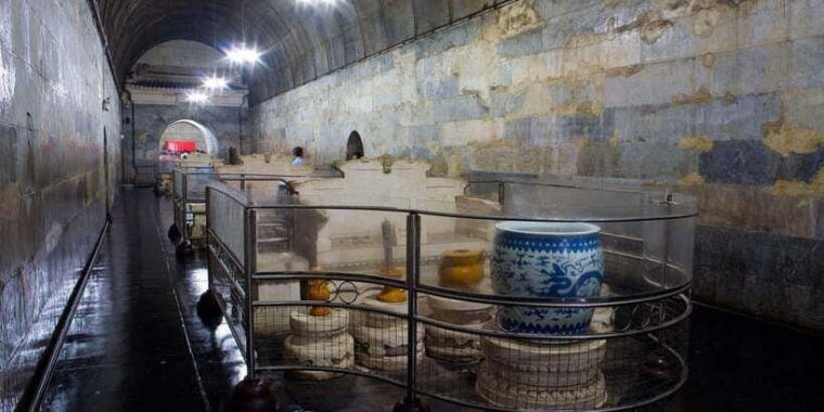 beijing-juyongguan-great-wall-sacred-way-ming-tombs-trip