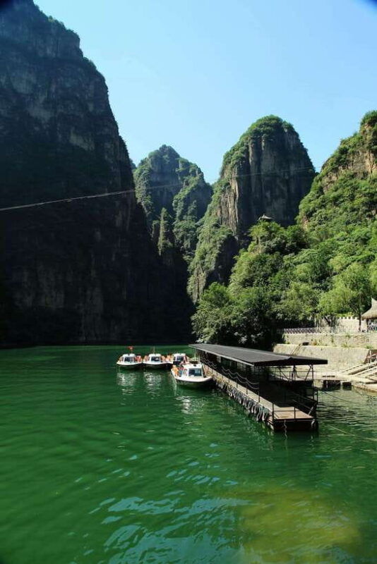 beijing-longqing-gorge-tour-with-english-speaking-driver