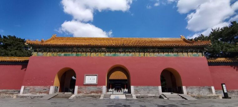 beijing-mini-group-trip-of-great-wall-and-ming-tomb