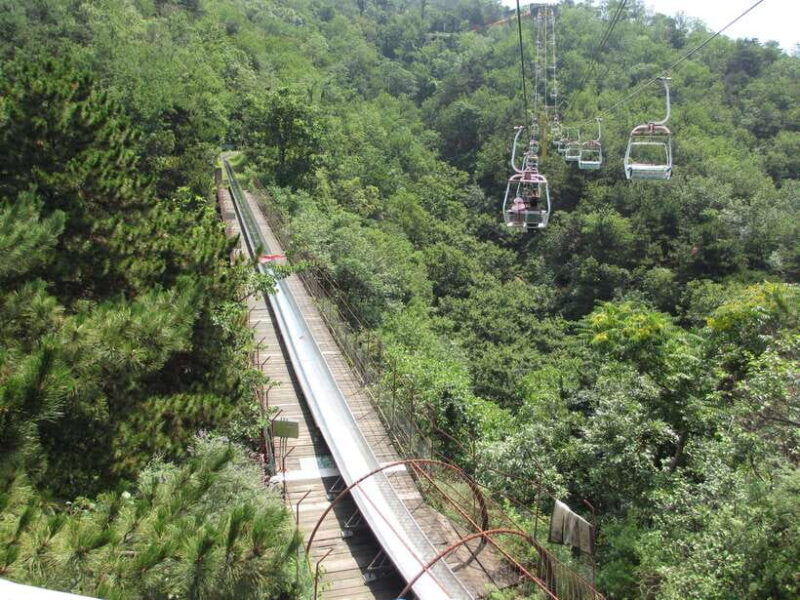beijing-mutianyu-great-wall-and-huaibei-ski-resort-day-tour