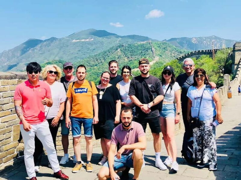 Beijing: Mutianyu Great Wall Daily Tour with Ticket & Lunch - The Experience on the Ground