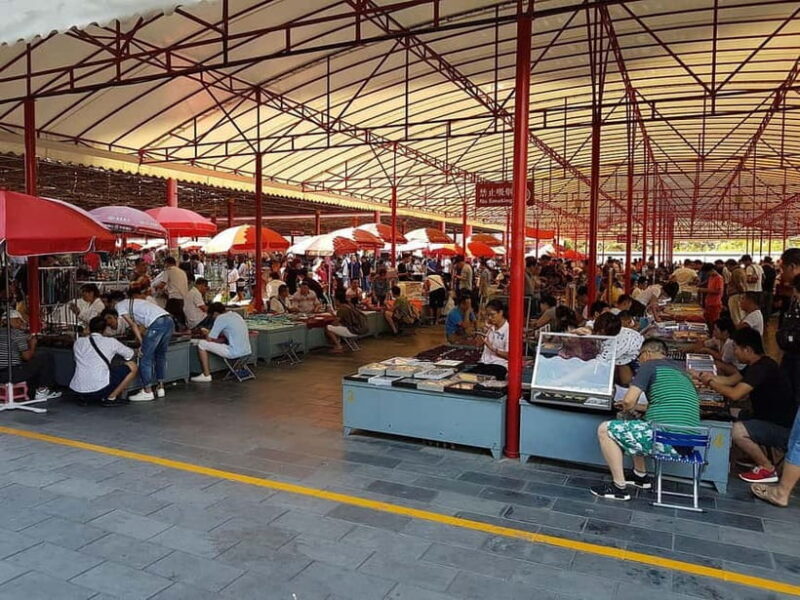 Beijing: Panjiayuan Antique Market Guided Tour - Key Points