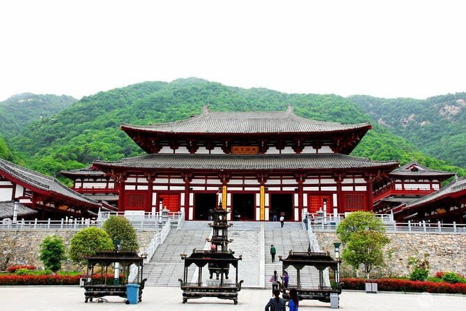 Beijing Private Tour to Fragrant Hill and Temple of Azure Clouds with Cable Car - The Itinerary Breakdown: What to Expect