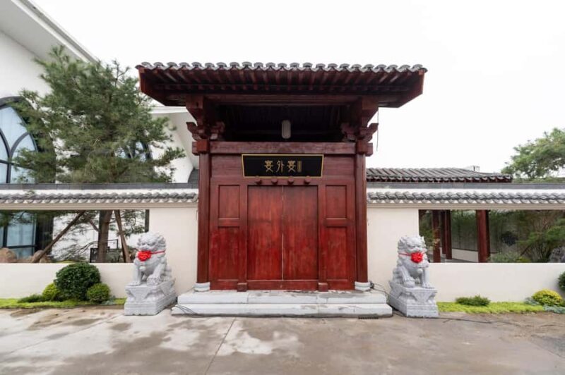 Beijing: Royal Cultural Dinner Show  YanWaiYan - Who Will Love This Experience?