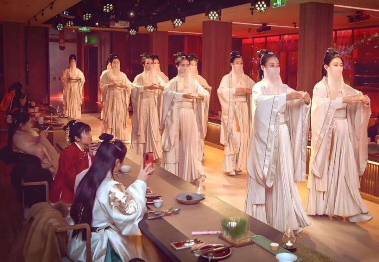 beijing-royal-dinning-experience-with-cultural-performance