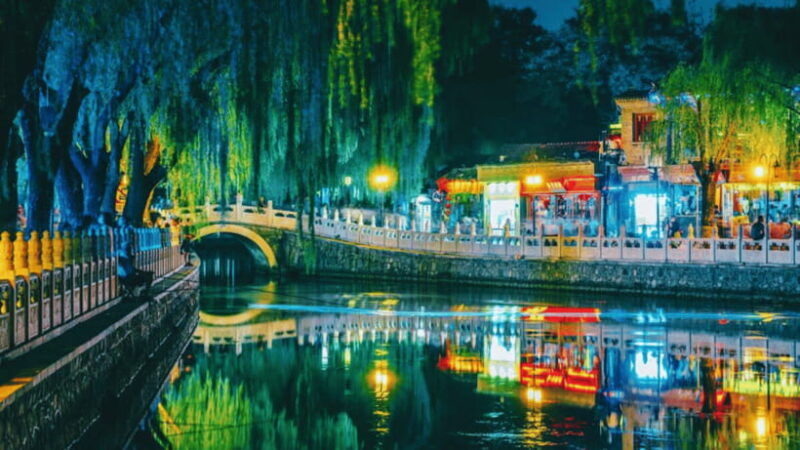 beijing-shichahai-hutong-tour-by-cab-on-foot