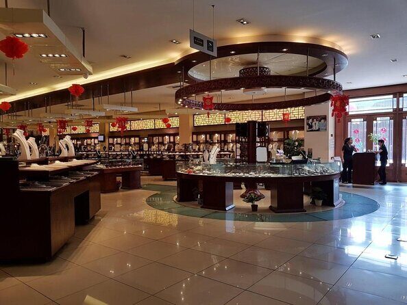 Beijing Street Breakfast Tour with Temple of Heaven and Pearl Market Visit - Beijing Street Breakfast Tour with Temple of Heaven and Pearl Market Visit