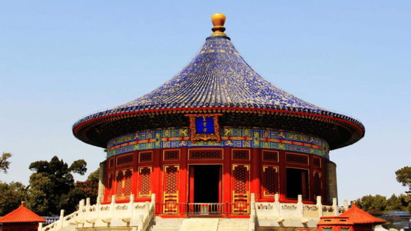 beijing-temple-of-heaven-park-entrance-adult