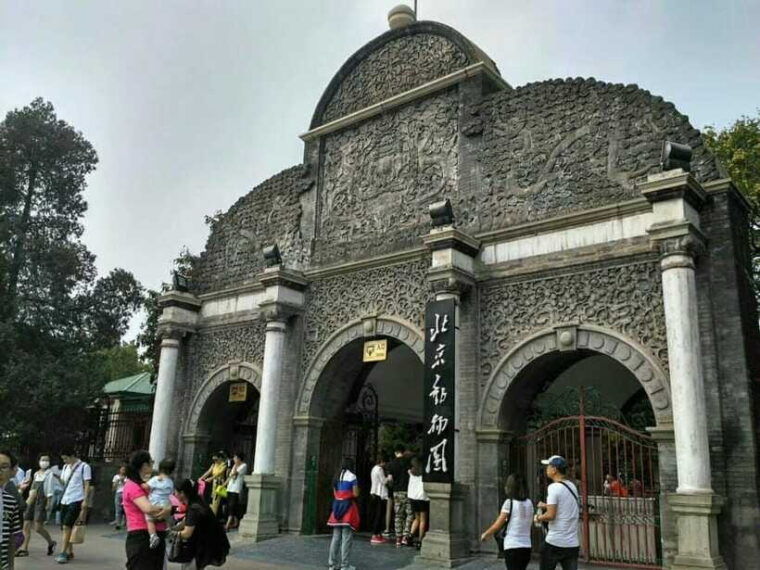 beijing-the-beijing-zoo-entry-ticket-included-pandas