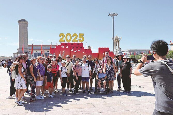 Beijing :Tiananmen Square, Chairman Mao Memorial Hall (optional) - An In-Depth Look at the Tour Experience