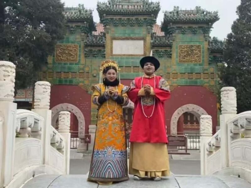 BeijingExperience of Qing Dynasty Costumes and Makeup - Step-by-Step Breakdown of the Experience
