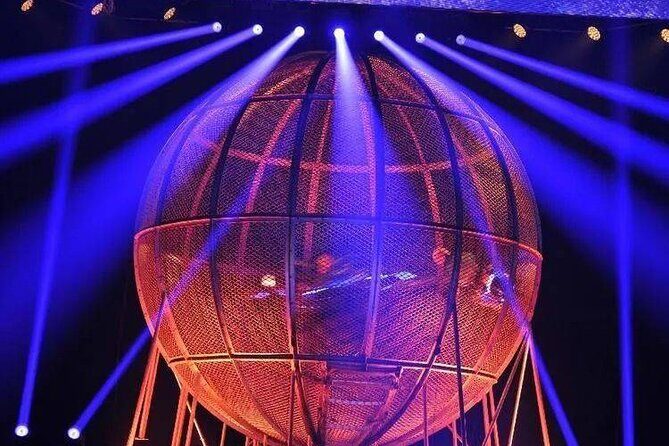 Beijing's Red Theatre Acrobatics Clearance Sale Ends Soon - Analyzing the Experience: What You Can Expect