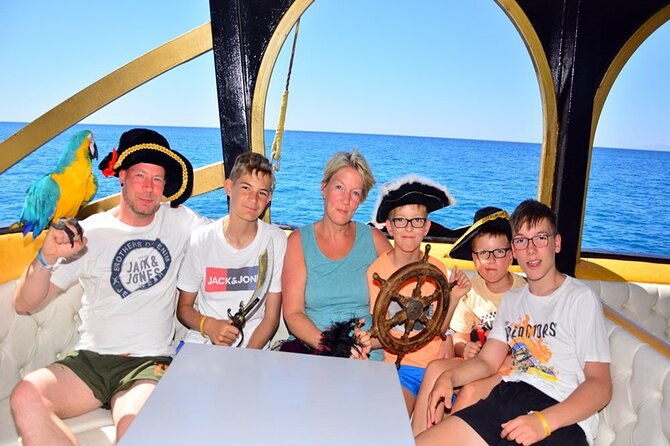 belek-pirate-boat-trip-with-animations-and-lunch