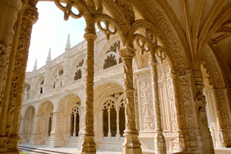 belem-private-day-trip-history-heritage-local-tasting